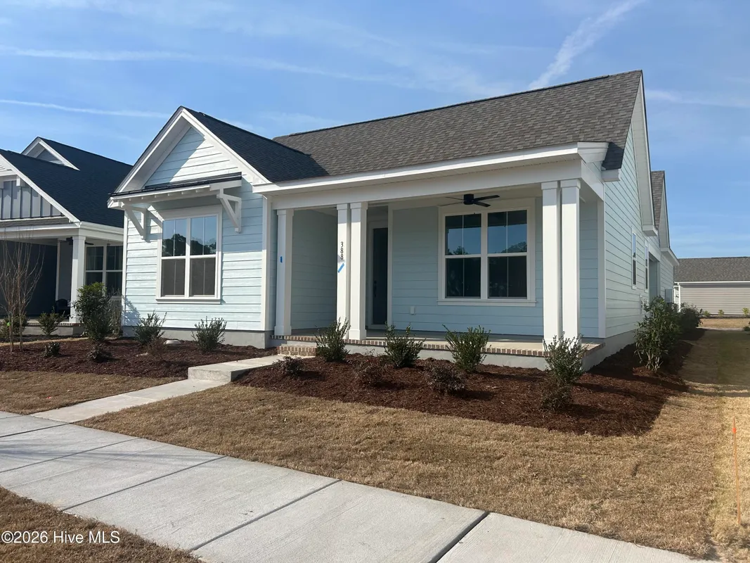 Property Slideshow image 1 of 43 | 388 longhill dr, Wilmington, NC, 28412