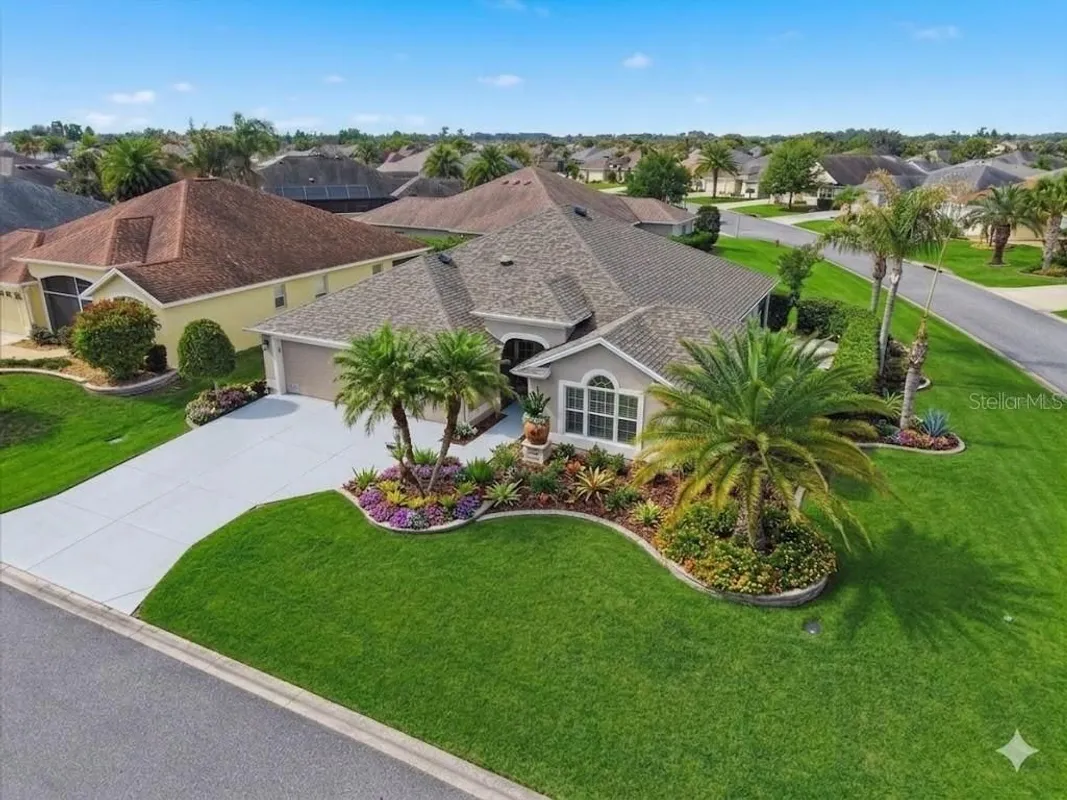 Property Slideshow image 1 of 55 | 1424 walnut way, The Villages, FL, 32163