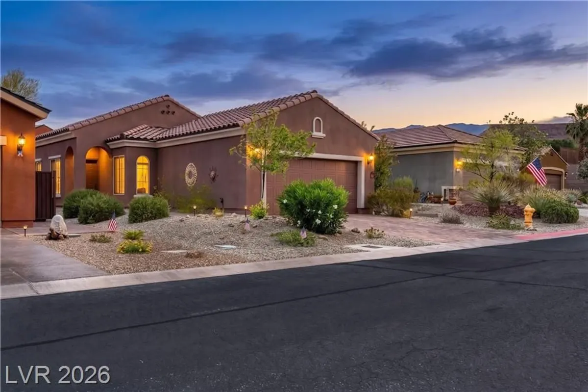 Property Slideshow image 1 of 46 | 1498 cougar ct, Mesquite, NV, 89034