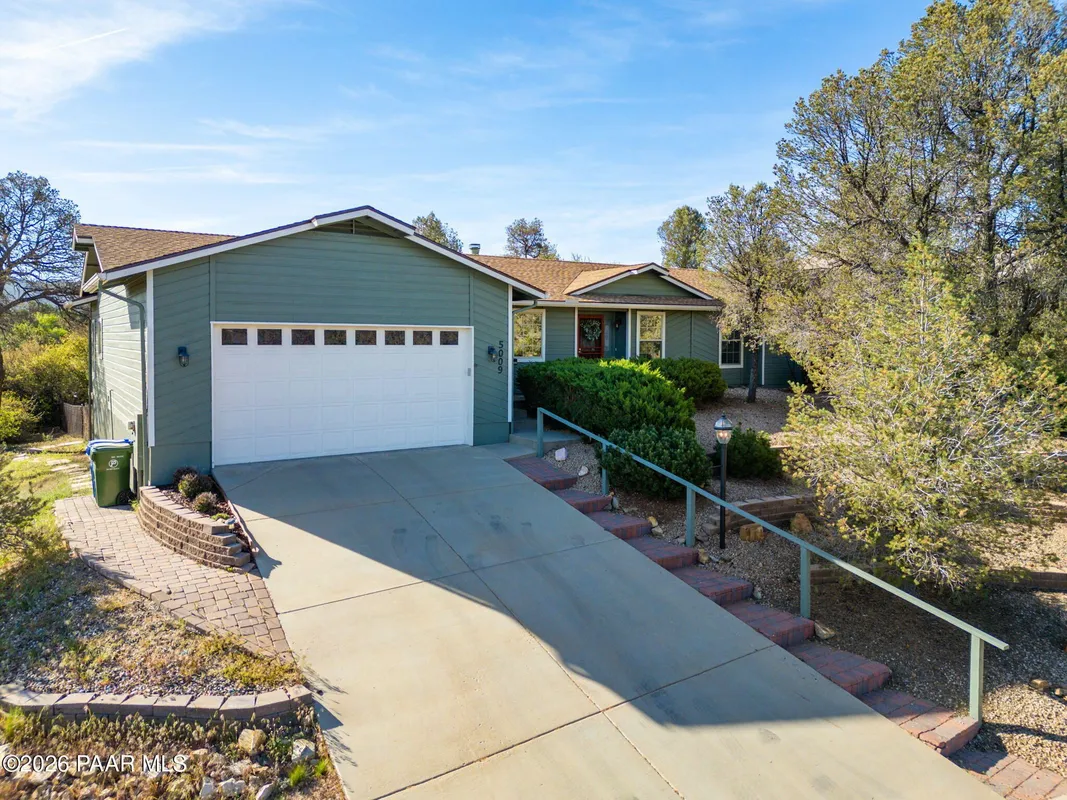 Property Slideshow image 1 of 35 | 5009 alamitos ct, Prescott, AZ, 86301