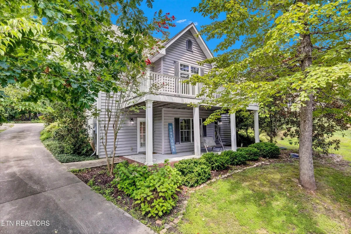 Property Slideshow image 1 of 31 | 140 ootsima way, Loudon, TN, 37774