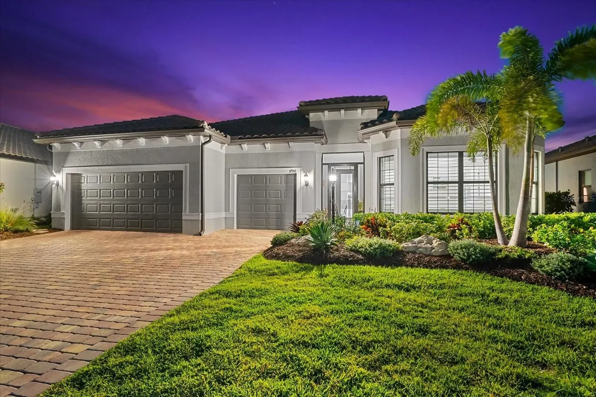 Property Slideshow image 1 of 99 | 17916 northwood pl, Lakewood Ranch, FL, 34202