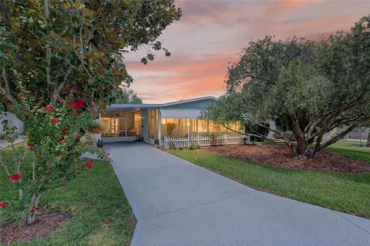 Property Slideshow image 1 of 64 | 1736 pebble beach ln, The Villages, FL, 32159