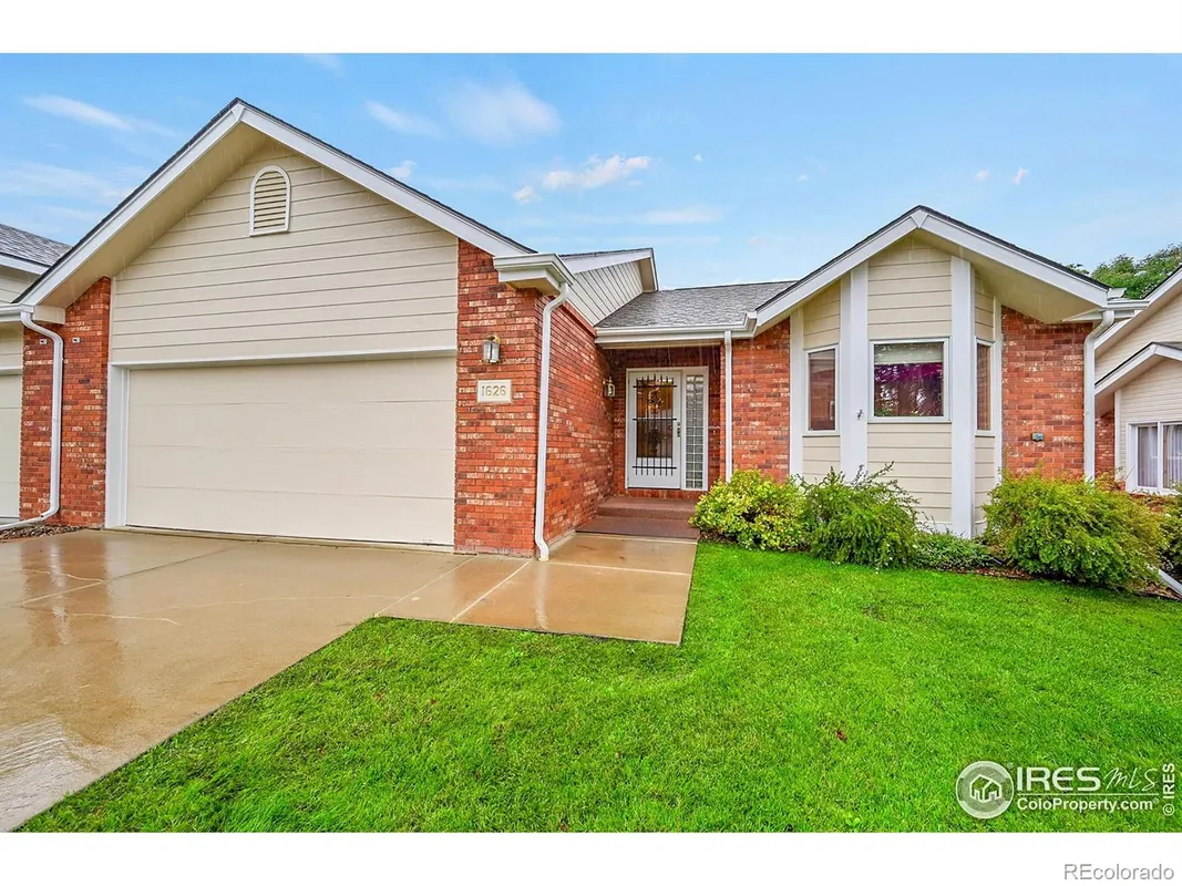 Property Slideshow image 1 of 17 | 1626 tulip ct, Longmont, CO, 80501