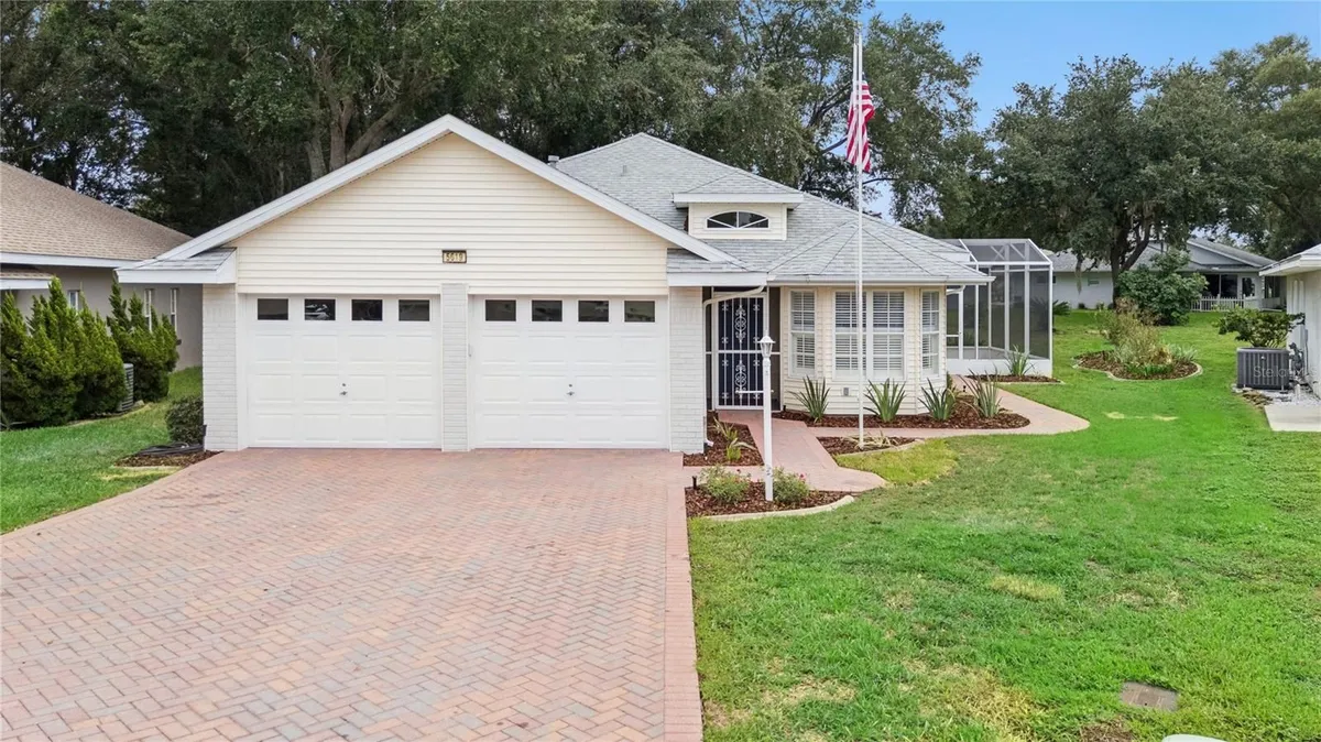 Property Slideshow image 1 of 27 | 5619 prince andrew ct, Leesburg, FL, 34748