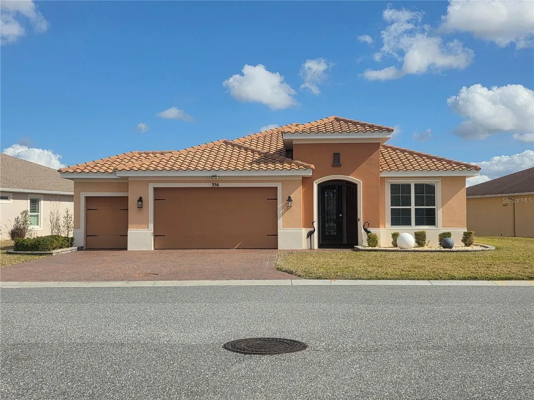 Property Slideshow image 1 of 47 | 356 bella cortina dr, Poinciana, FL, 34759
