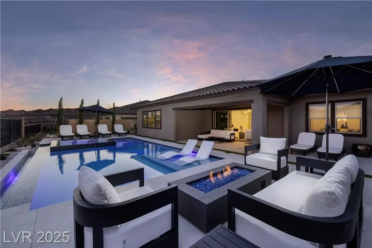 Property Slideshow image 1 of 63 | 351 tigullio ave, Henderson, NV, 89011