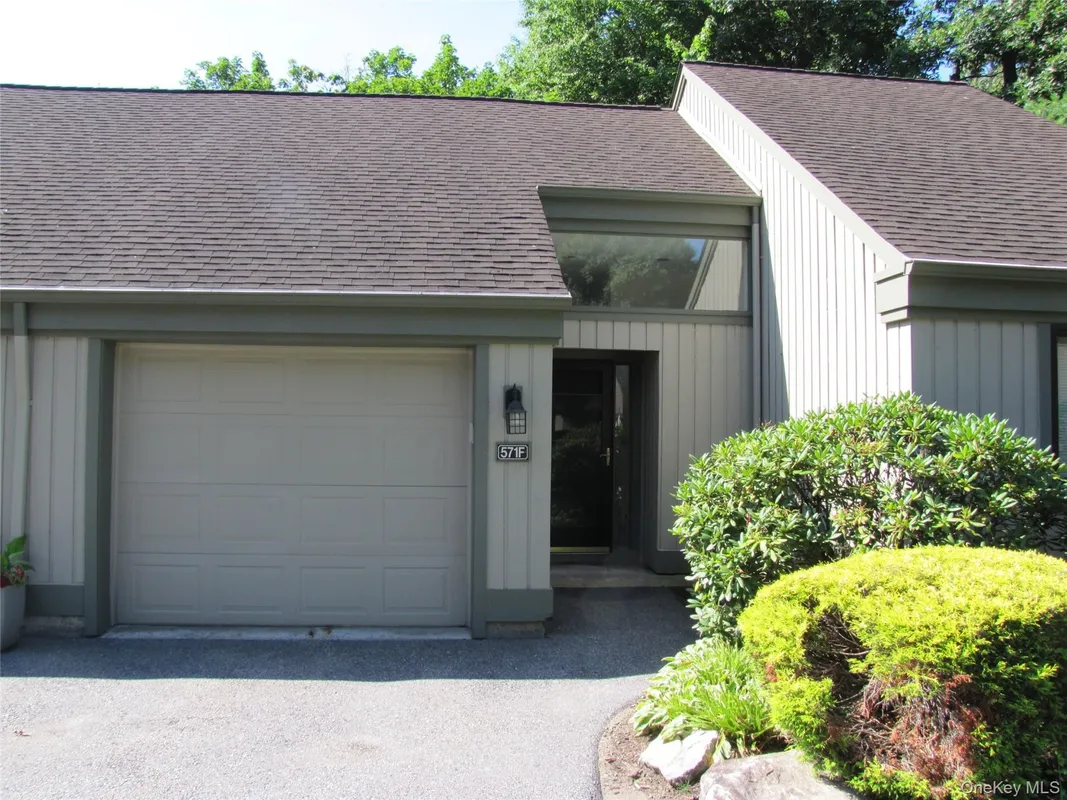 Property Slideshow image 1 of 35 | 571 heritage hls f, Somers, NY, 10589