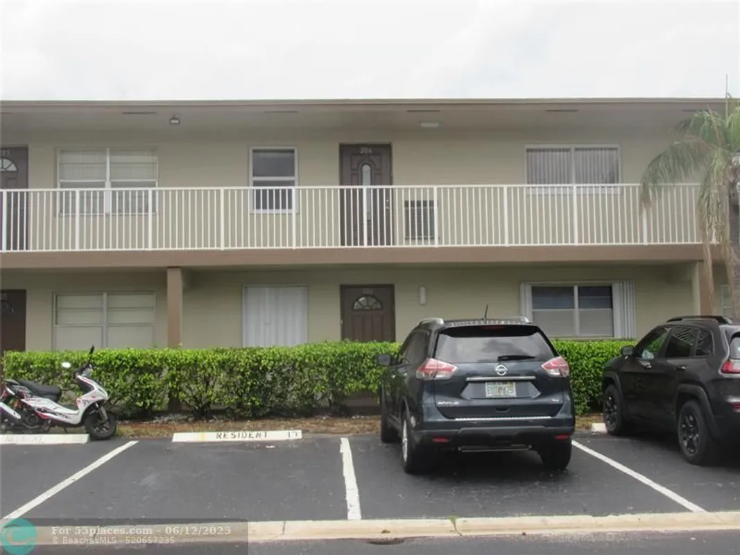 Property Slideshow image 1 of 31 | 601 nw 76th ter 206, Margate, FL, 33063