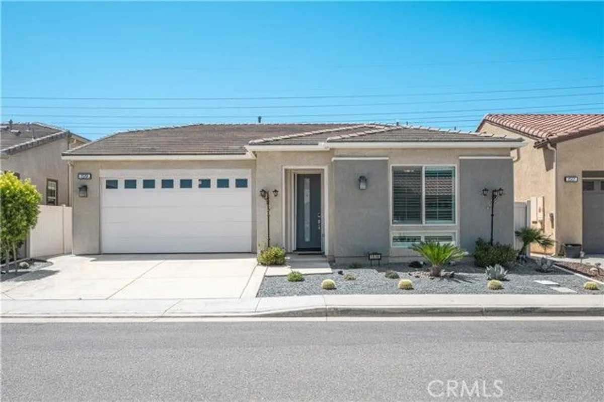 Property Slideshow image 1 of 63 | 1519 village grn, Beaumont, CA, 92223