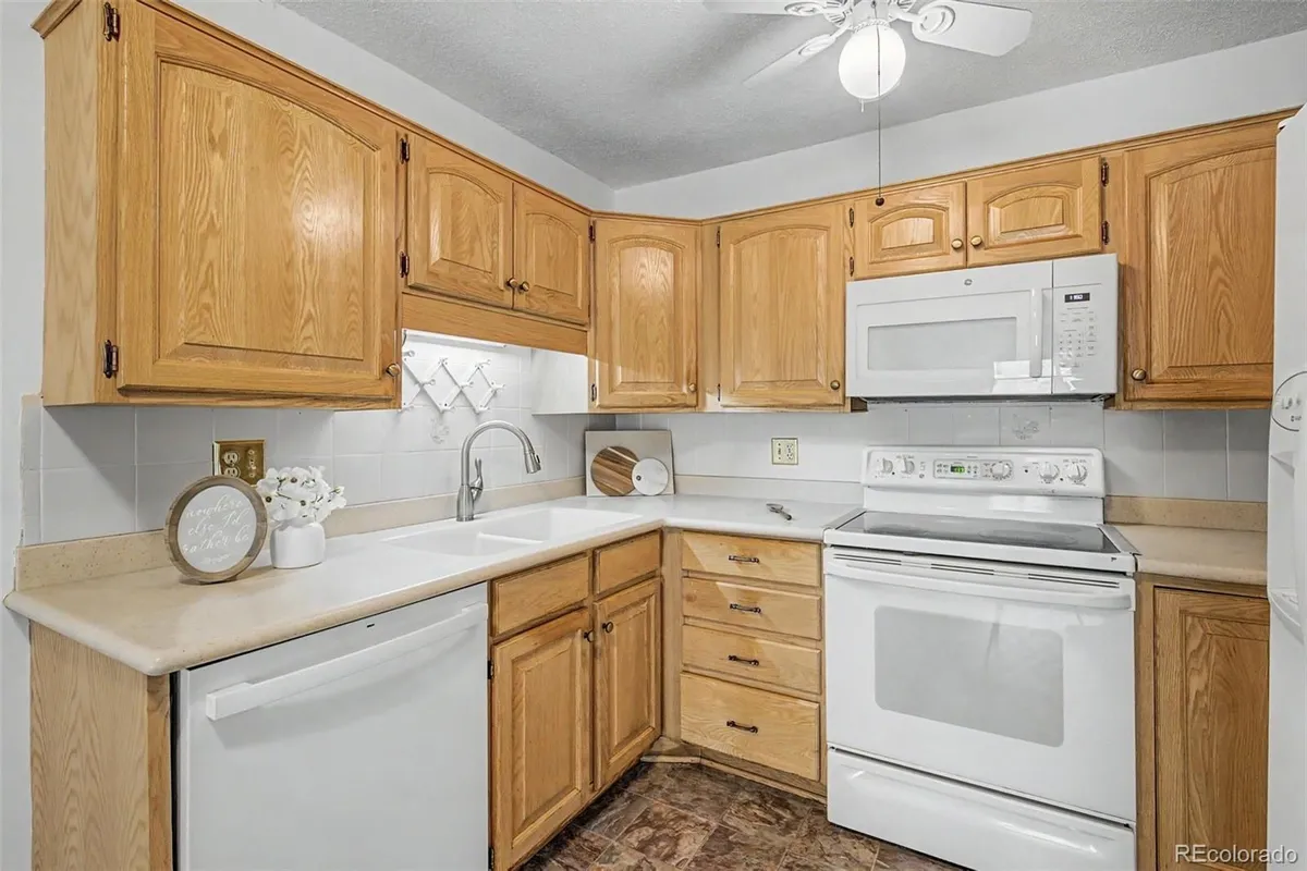 Property Slideshow image 1 of 41 | 13609 e cornell ave 110, Aurora, CO, 80014