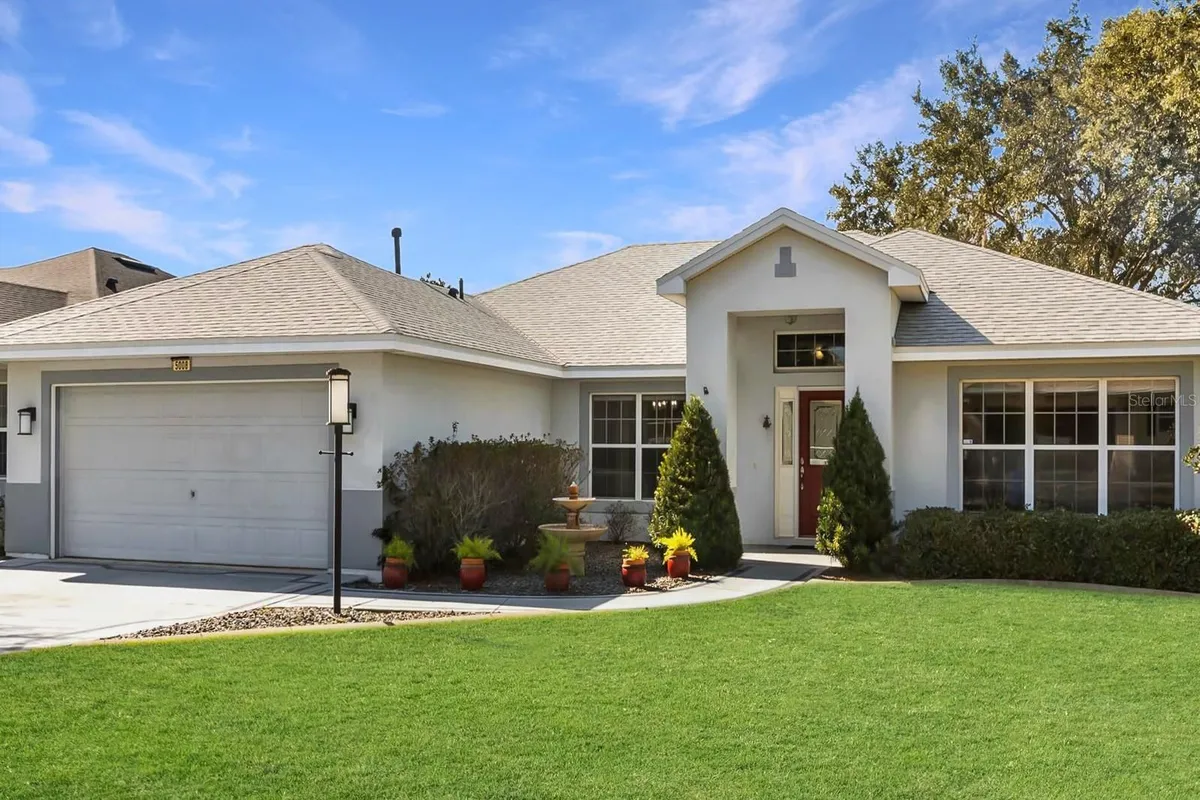 Property Slideshow image 1 of 58 | 5008 adriatic ave, Tavares, FL, 32778