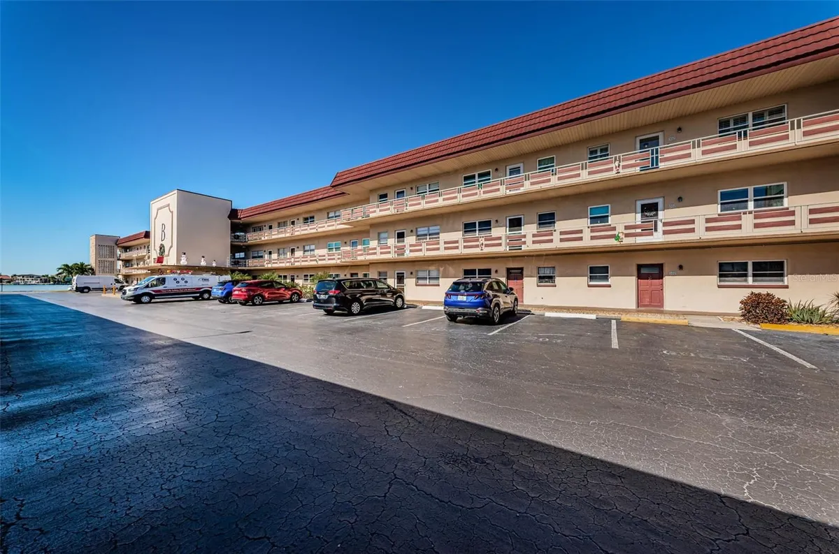 Property Slideshow image 1 of 69 | 3010 59th st 302, Gulfport, FL, 33707