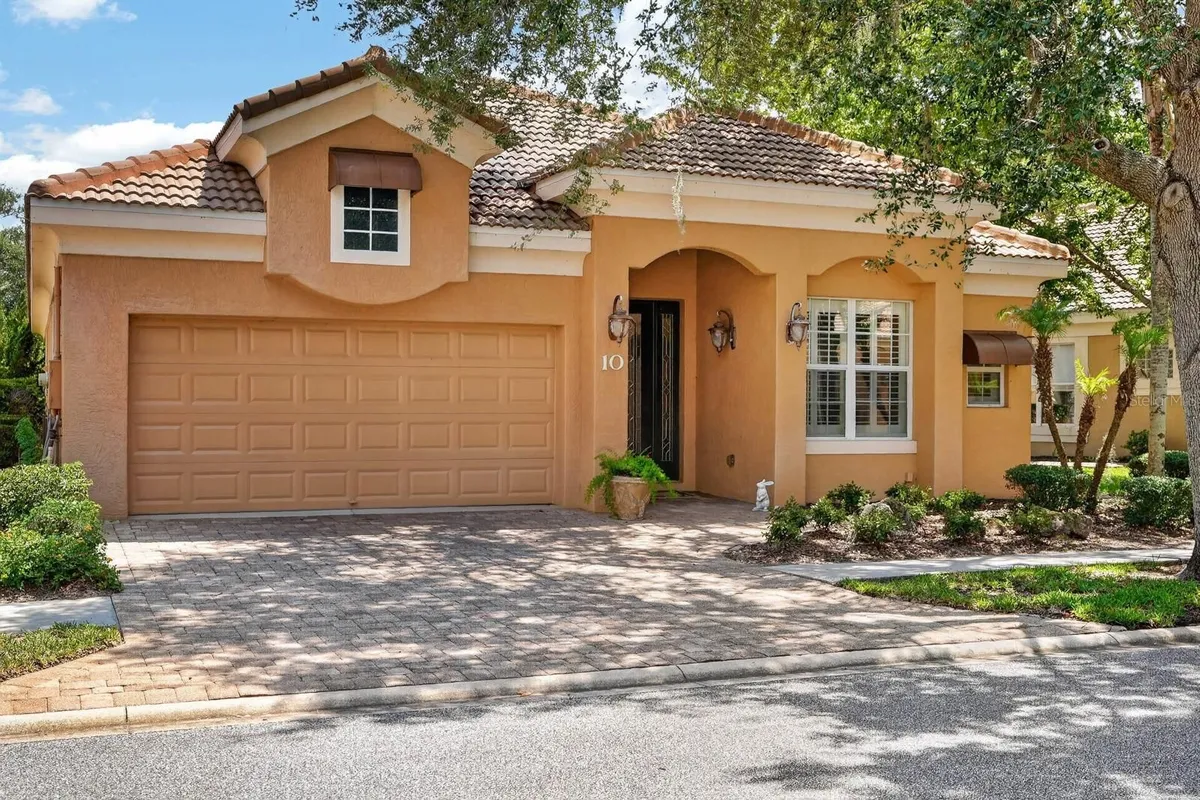 Property Slideshow image 1 of 32 | 10 lakeside way, Palm Coast, FL, 32137