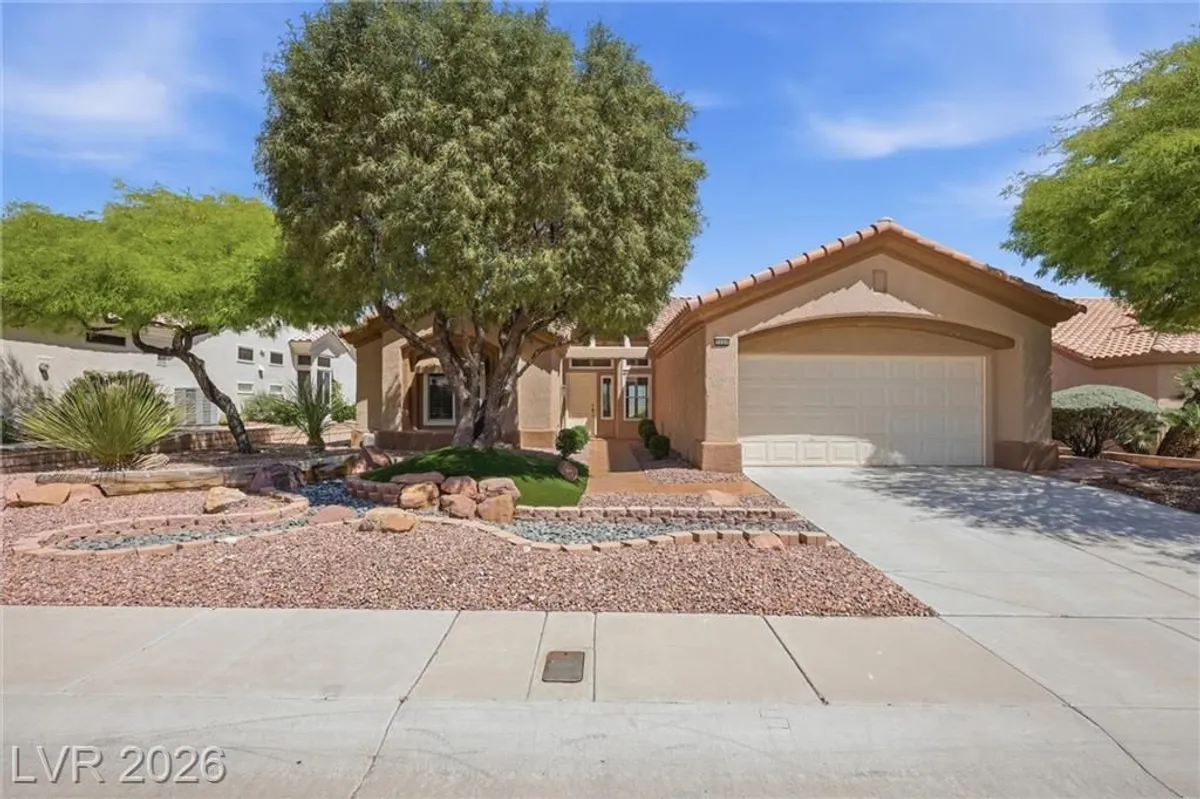 Property Slideshow image 1 of 27 | 3000 abercorn dr, Las Vegas, NV, 89134
