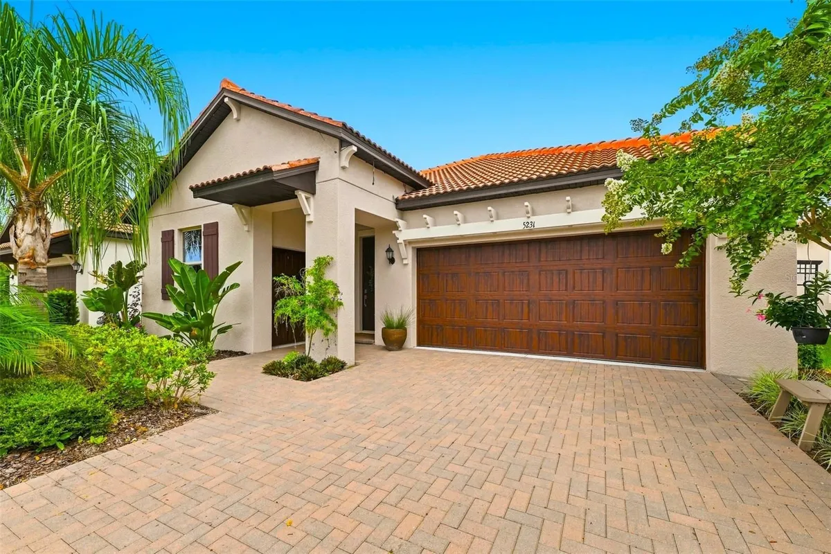Property Slideshow image 1 of 59 | 5231 windy grove dr, Wimauma, FL, 33598