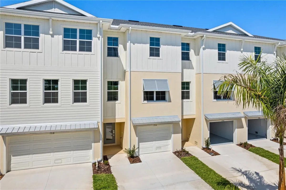 Property Slideshow image 1 of 53 | 7334 marathon dr, Seminole, FL, 33777