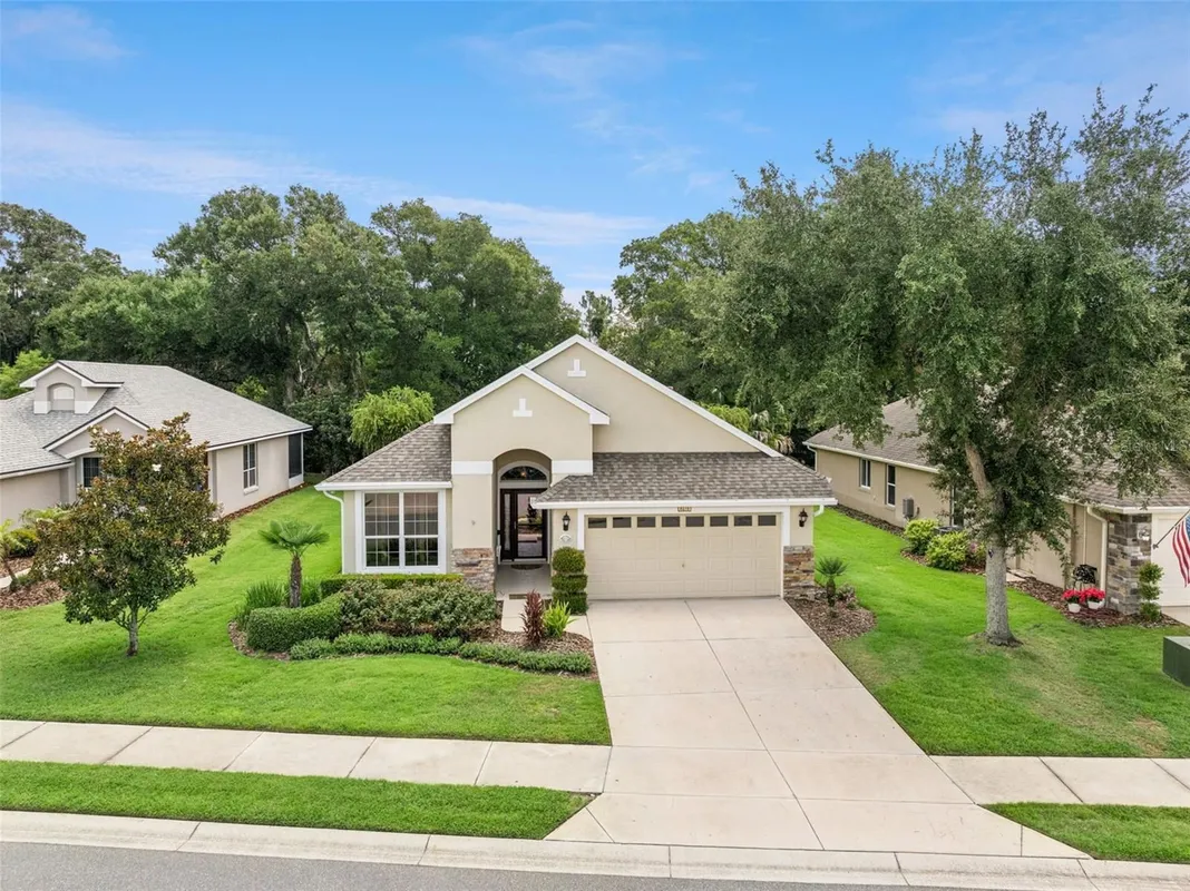 Property Slideshow image 1 of 82 | 8270 bridgeport bay cir, Mount Dora, FL, 32757