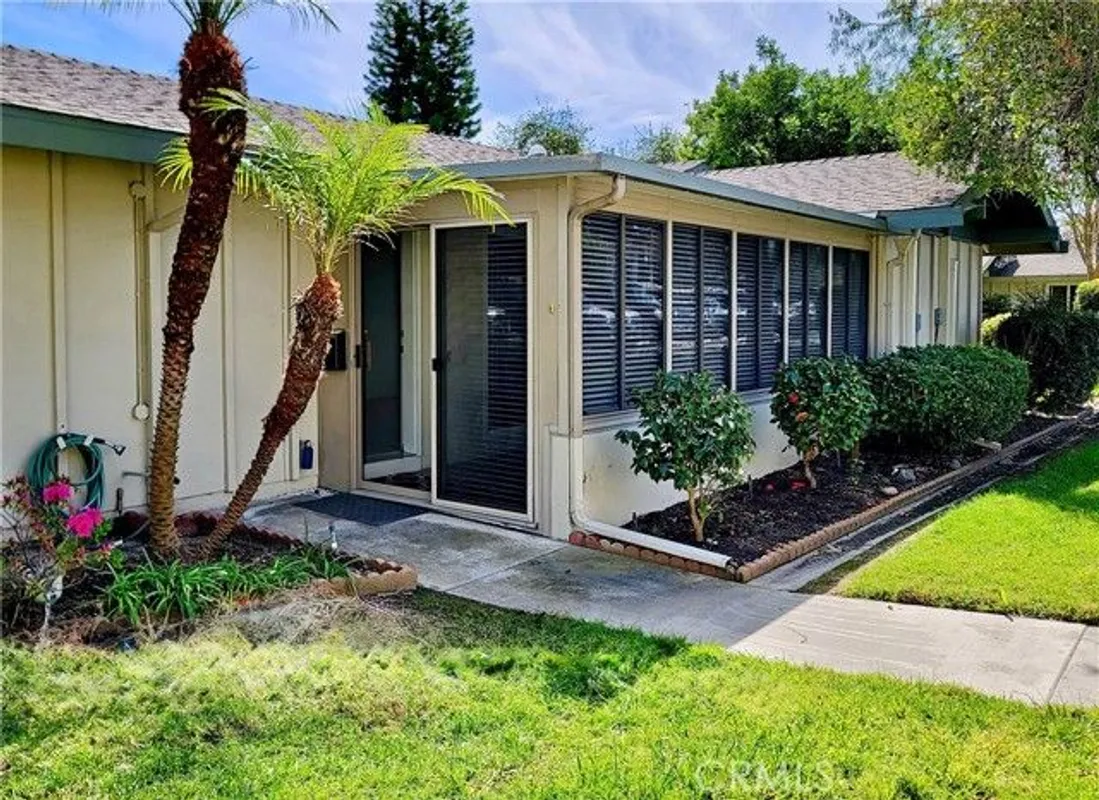 Property Slideshow image 1 of 25 | 179 avenida majorca c, Laguna Woods, CA, 92637