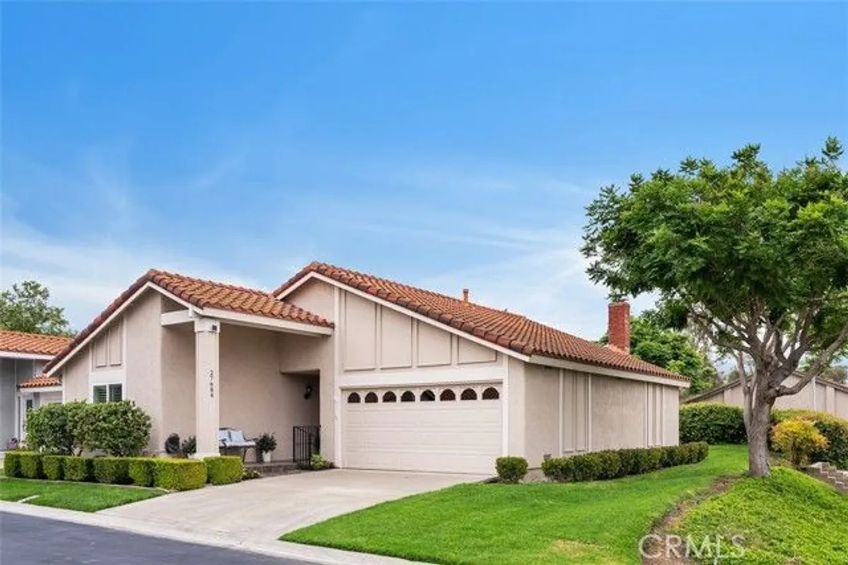 Property Slideshow image 1 of 30 | 27684 calle valdes, Mission Viejo, CA, 92692