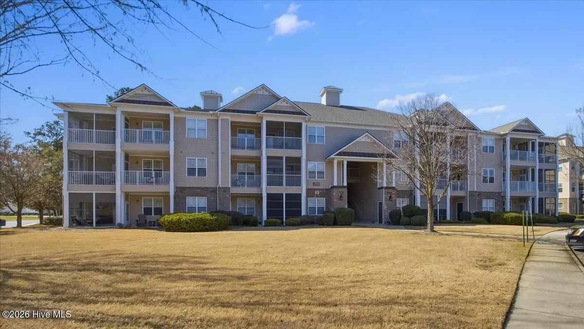 Property Slideshow image 1 of 44 | 290 woodlands way 22, Calabash, NC, 28467