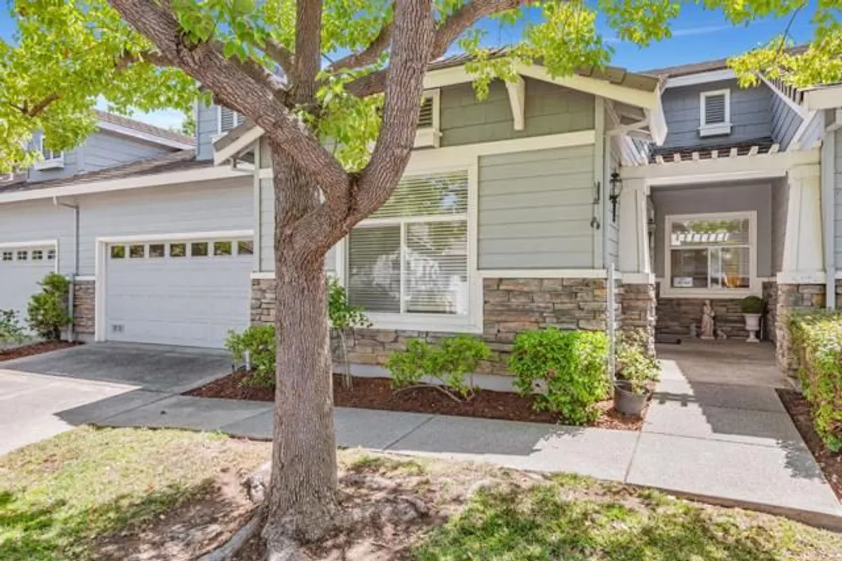 Property Slideshow image 1 of 46 | 2010 carignan way, San Jose, CA, 95135