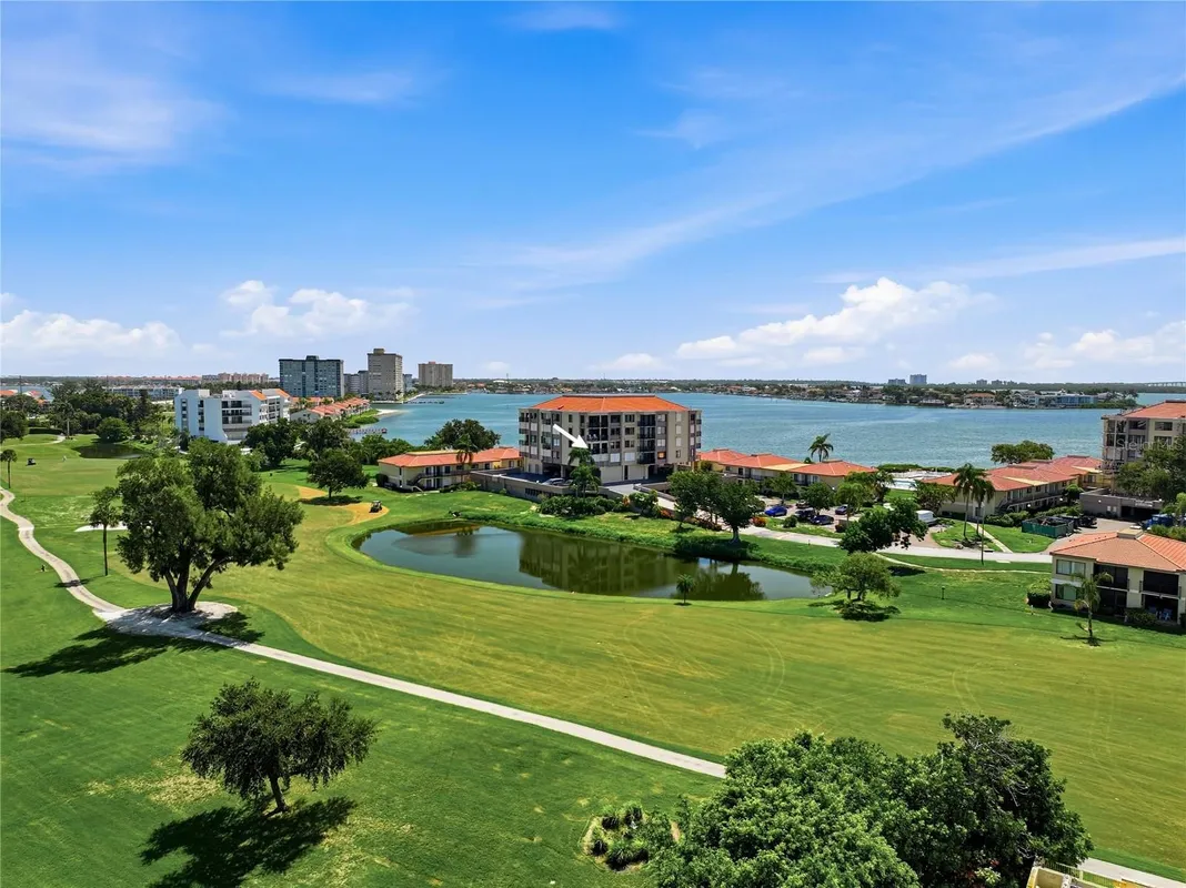 Property Slideshow image 1 of 59 | 6104 palma del mar blvd 404, St Petersburg, FL, 33715