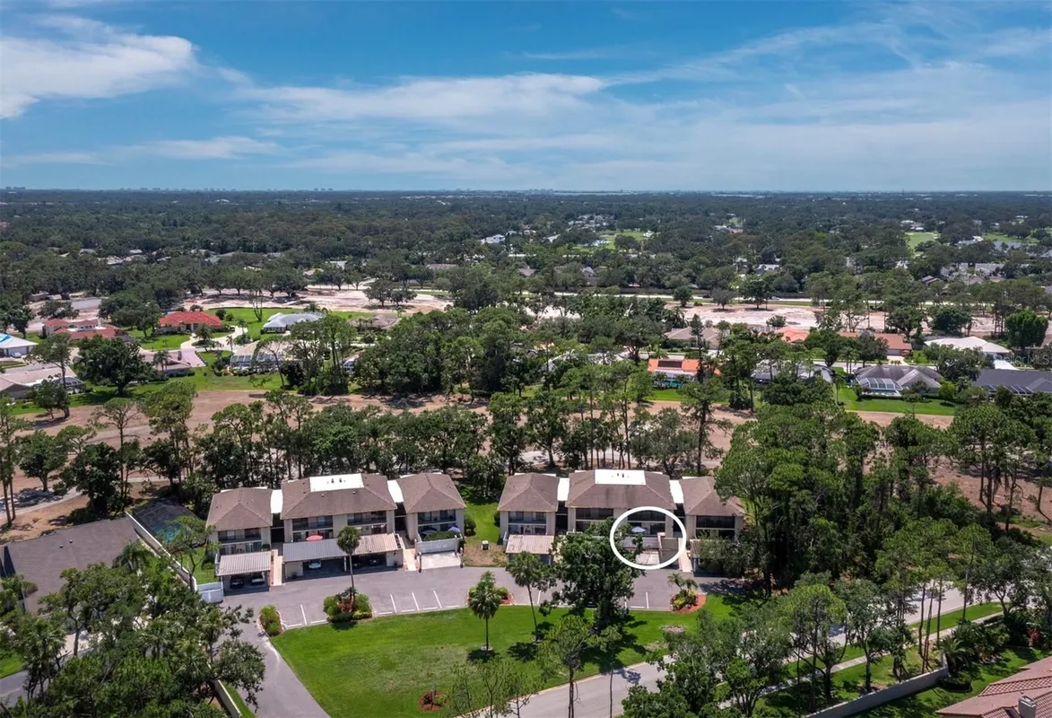 Property Slideshow image 1 of 67 | 6110 country club way 102, Sarasota, FL, 34243