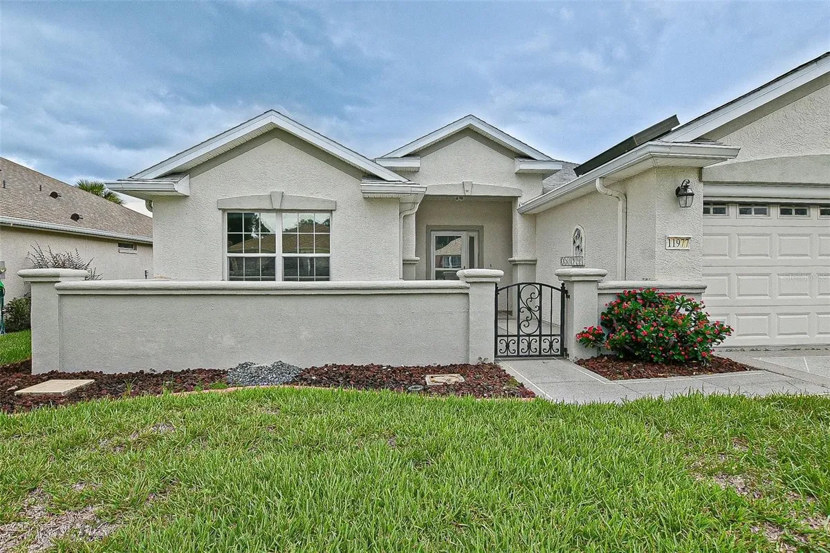 Property Slideshow image 1 of 57 | 11977 se 91st cir, Summerfield, FL, 34491