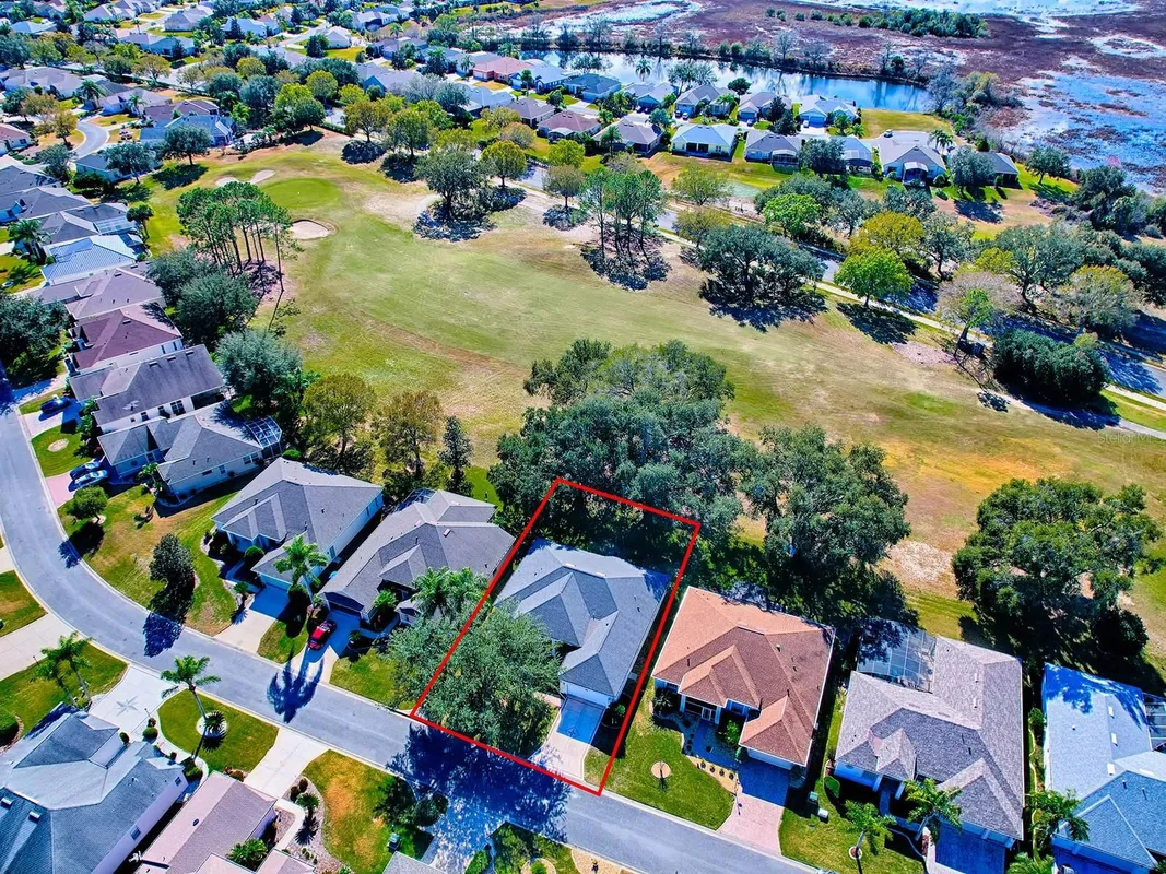 Property Slideshow image 1 of 44 | 24239 belle mede dr, Leesburg, FL, 34748