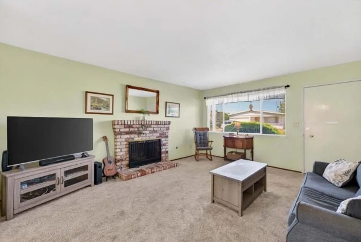 Property Slideshow image 1 of 32 | 517 tuttle ave, Watsonville, CA, 95076