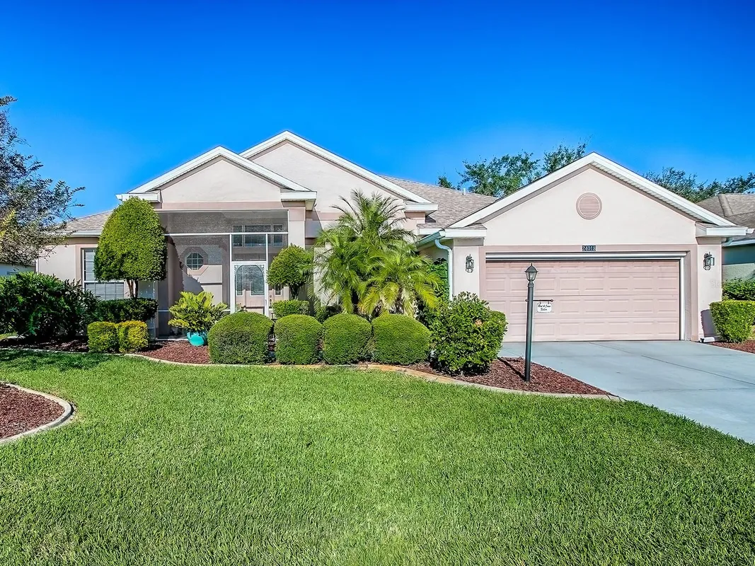 Property Slideshow image 1 of 85 | 24018 robinwood st, Leesburg, FL, 34748