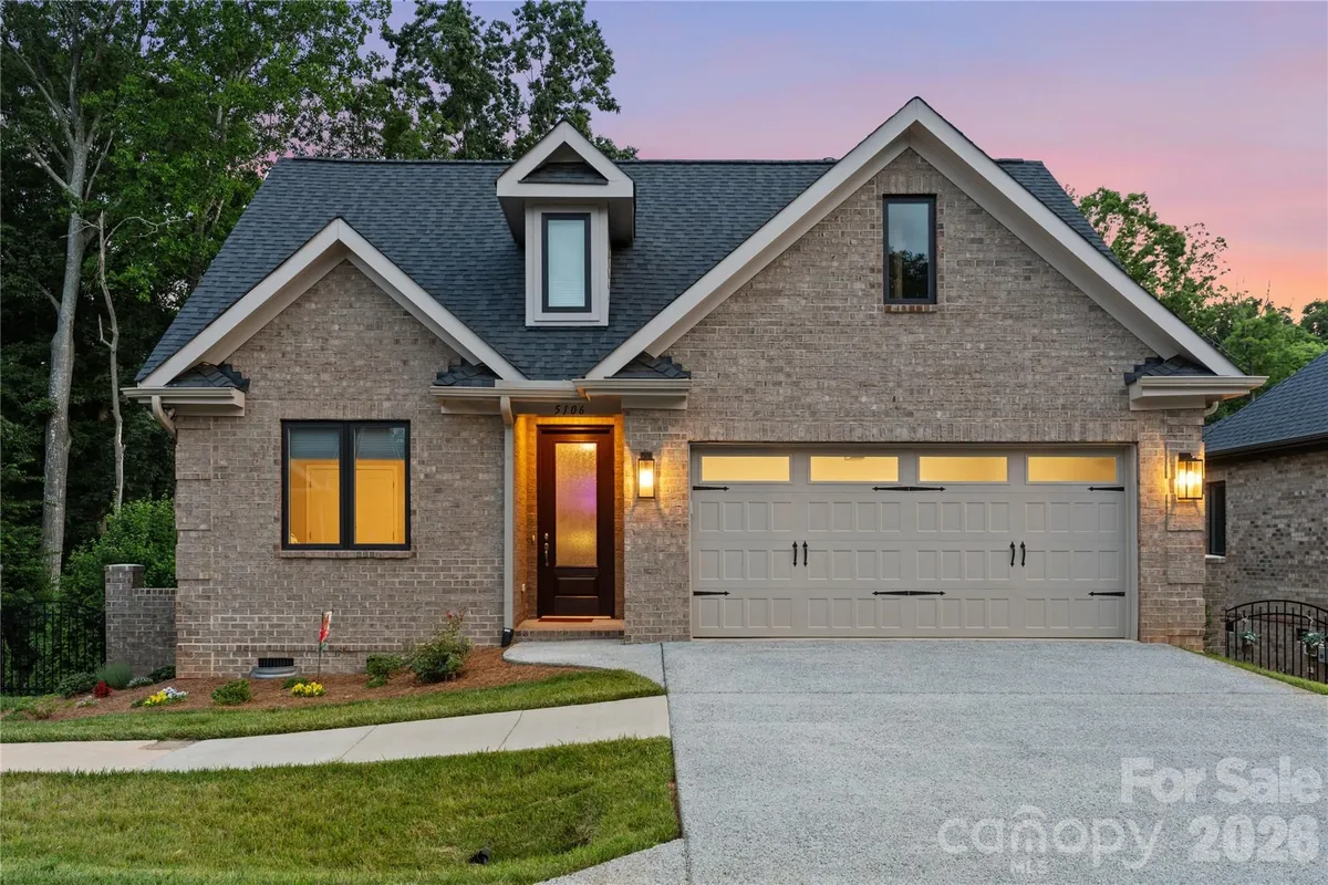 Property Slideshow image 1 of 42 | 5106 silver trace ln, Denver, NC, 28037