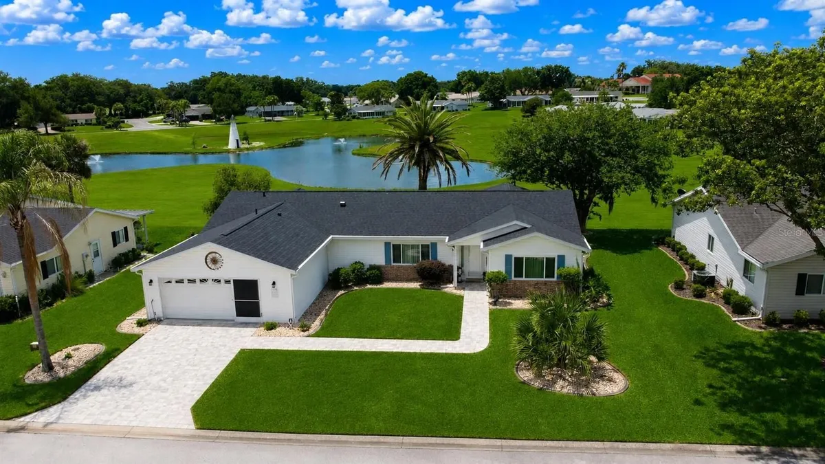 Property Slideshow image 1 of 27 | 9900 se 175th pl, Summerfield, FL, 34491