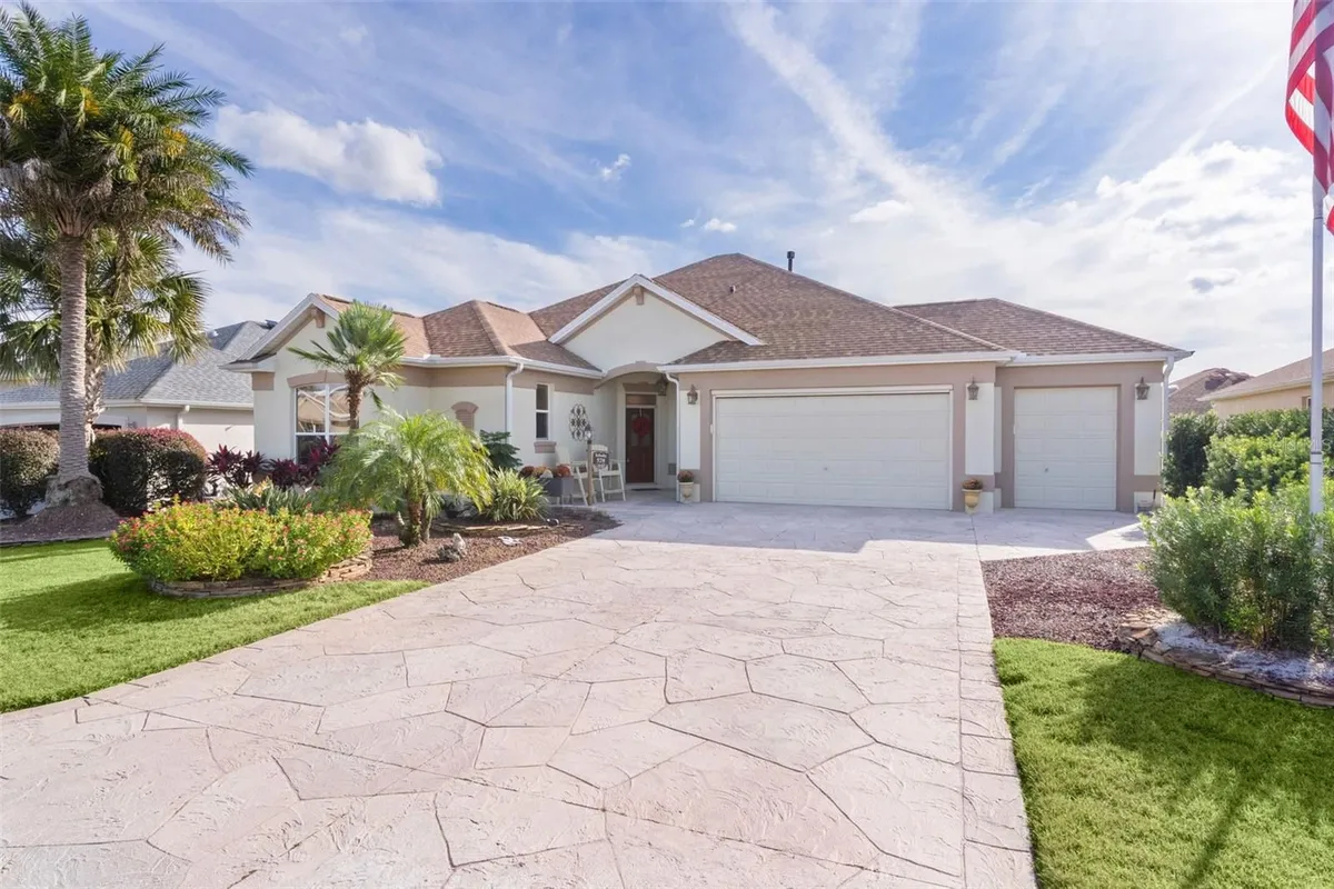 Property Slideshow image 1 of 48 | 578 inner cir, The Villages, FL, 32162