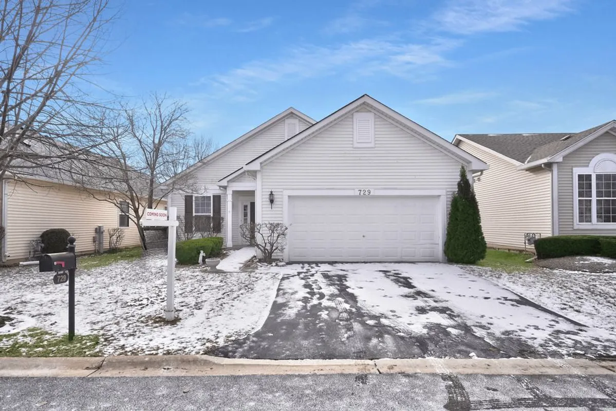 Property Slideshow image 1 of 16 | 729 s mecosta ln, Romeoville, IL, 60446
