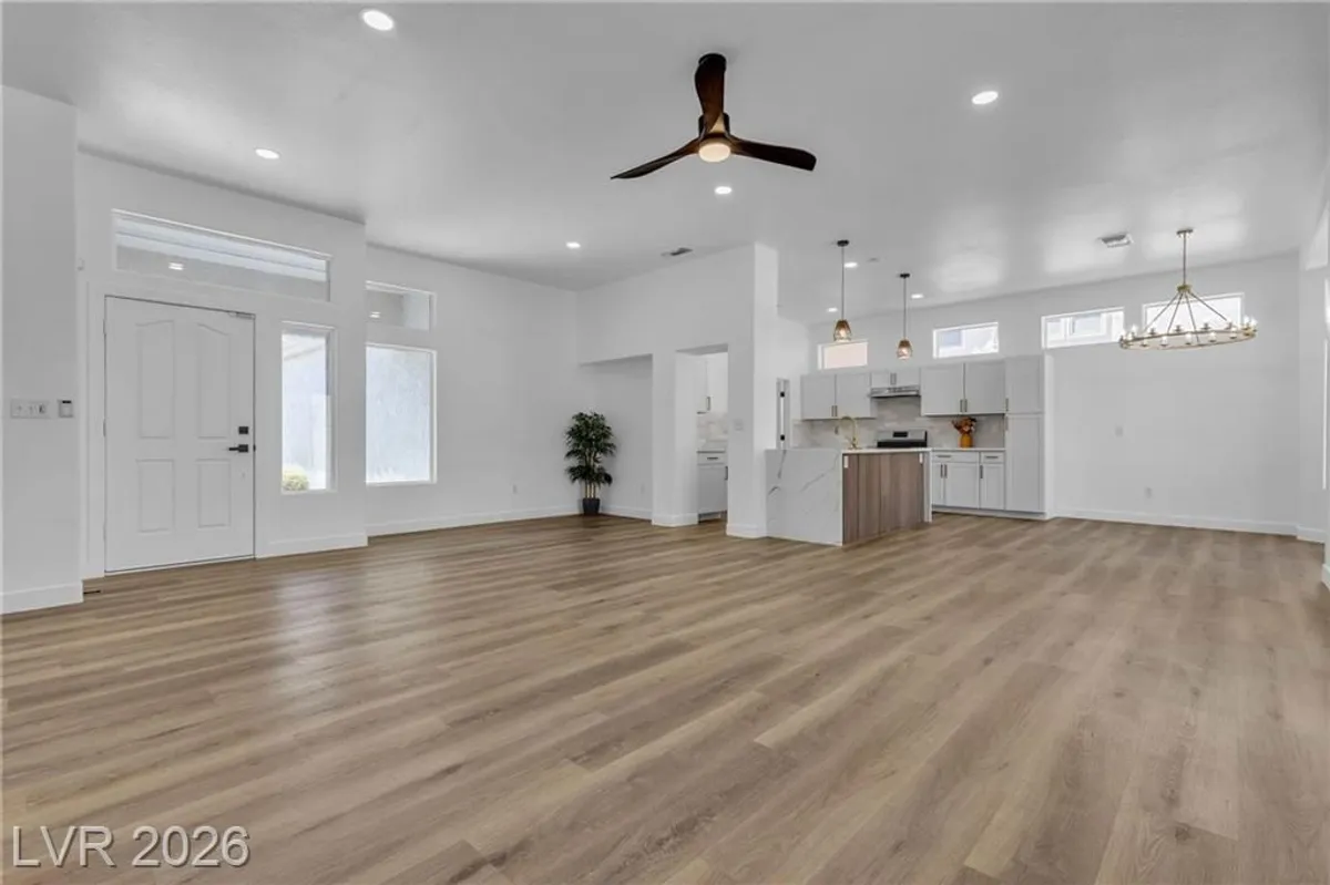 Property Slideshow image 1 of 53 | 10636 argents hill dr, Las Vegas, NV, 89134