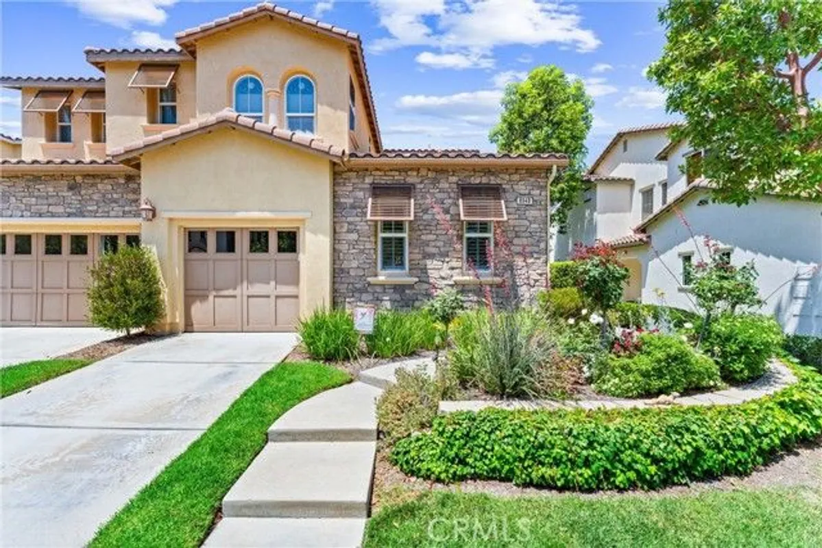 Property Slideshow image 1 of 28 | 8948 cuyamaca st, Corona, CA, 92883