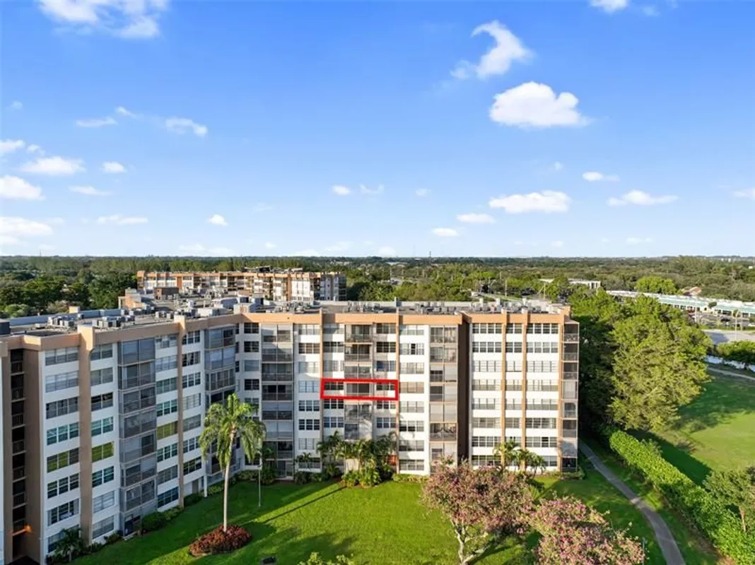Property Slideshow image 1 of 28 | 1300 saint charles pl 507, Pembroke Pines, FL, 33026