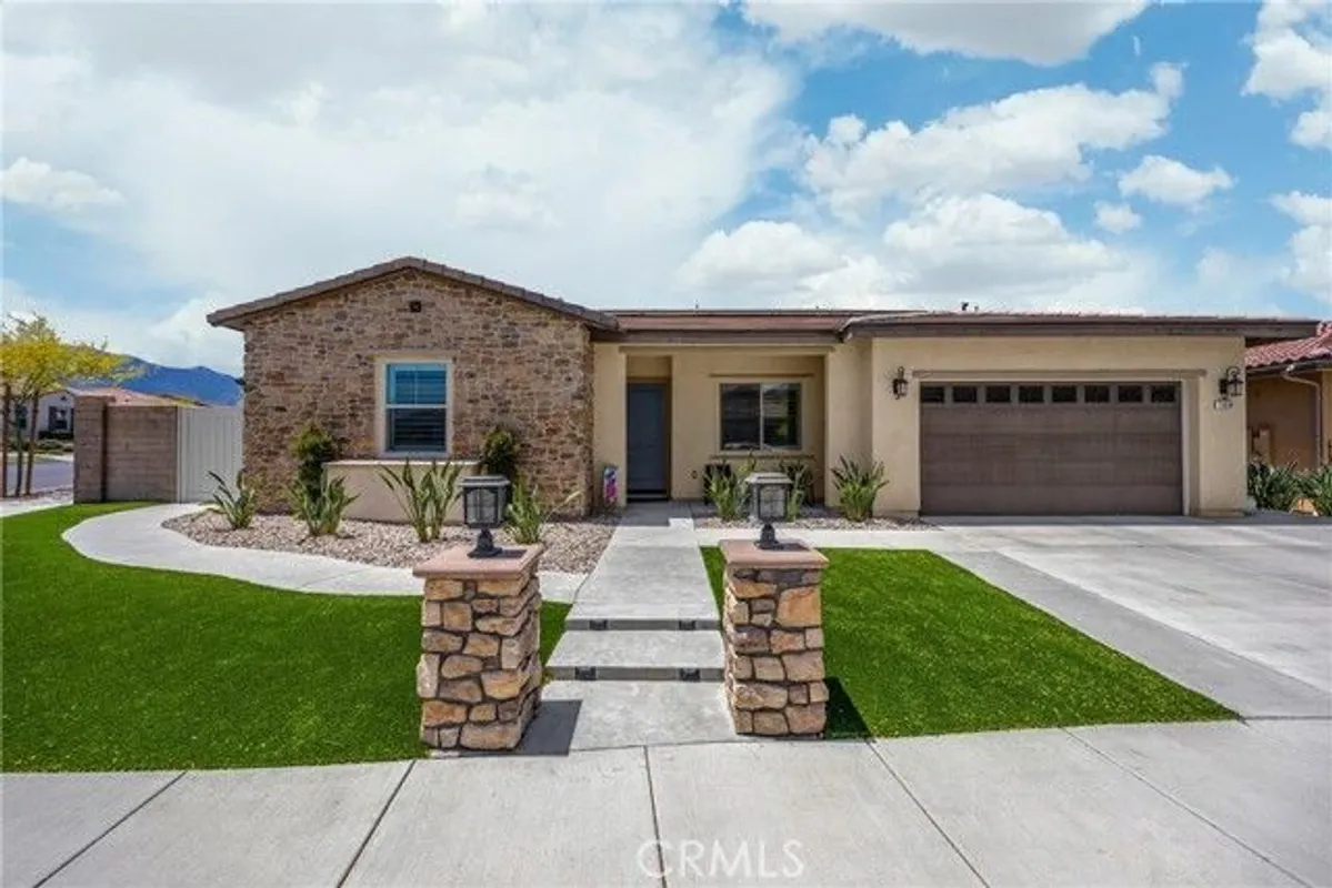 Property Slideshow image 1 of 66 | 11638 oakton way, Corona, CA, 92883