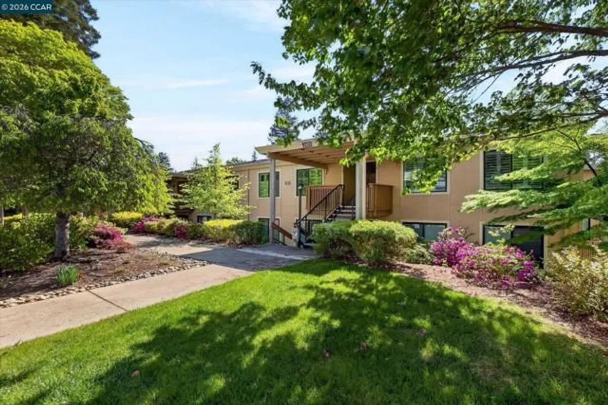 Property Slideshow image 1 of 21 | 3101 golden rain rd 2, Walnut Creek, CA, 94595