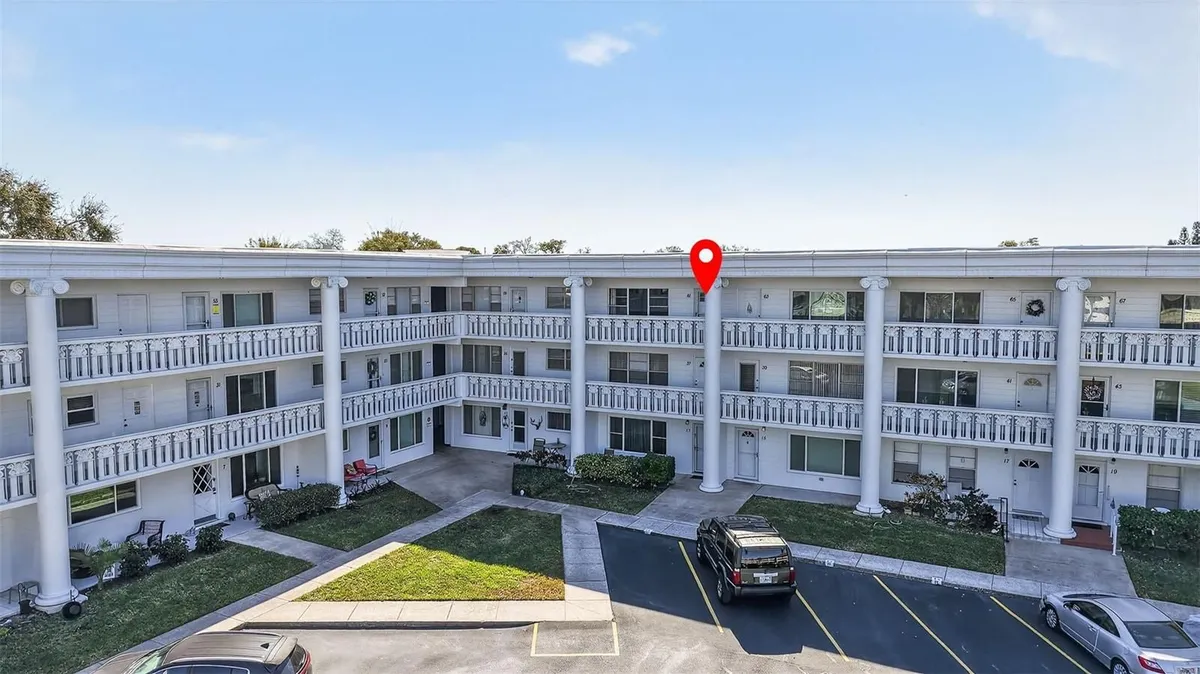 Property Slideshow image 1 of 44 | 2453 brazilia dr apt 61, Clearwater, FL, 33763