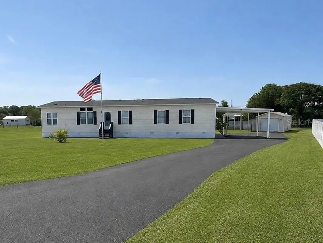 Property Slideshow image 1 of 44 | 13718 county rd, Lady Lake, FL, 32159