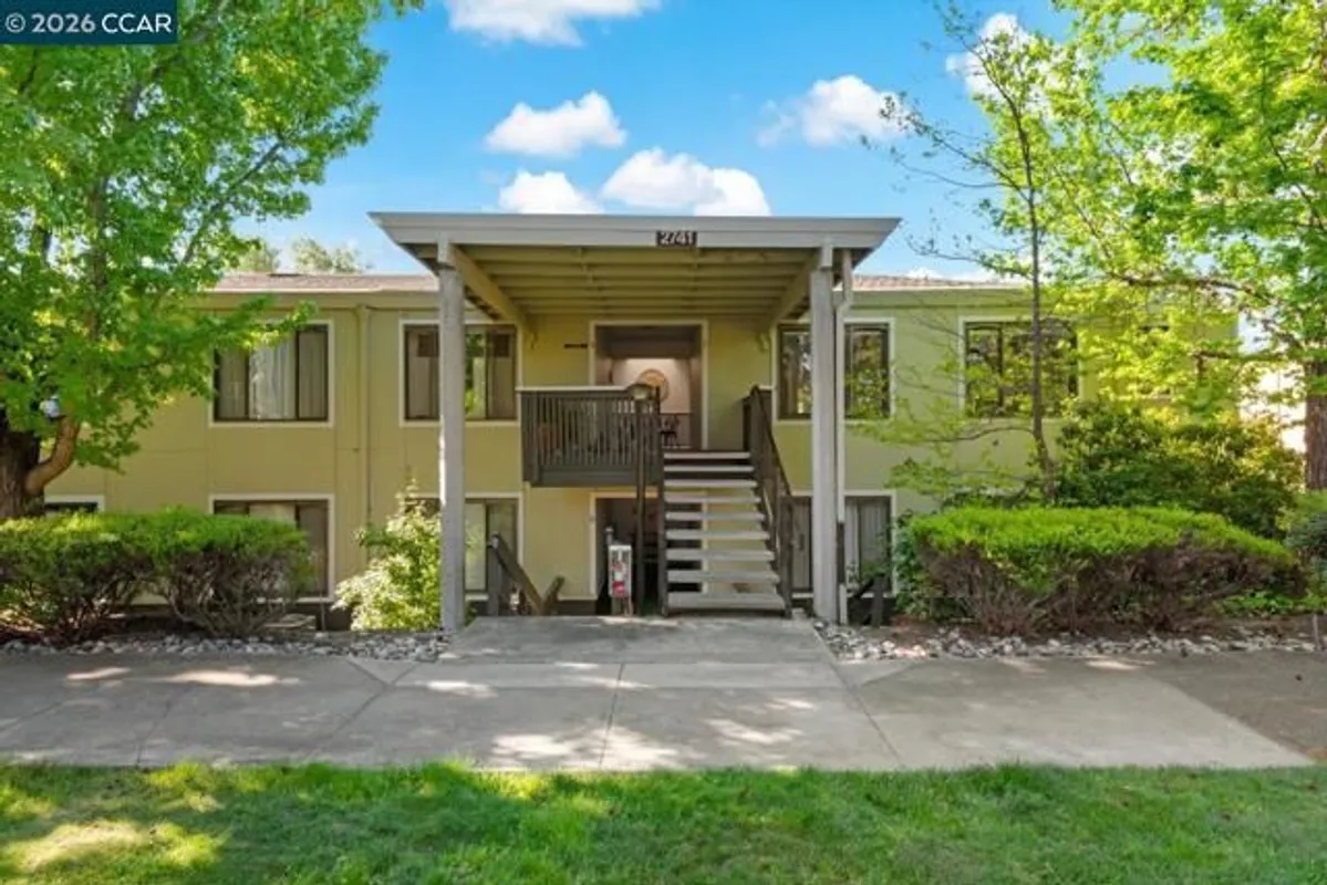 Property Slideshow image 1 of 60 | 2741 golden rain rd 7, Walnut Creek, CA, 94595