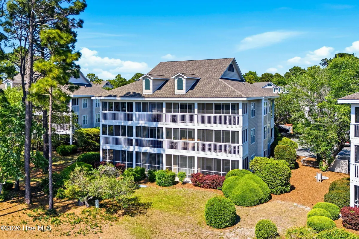 Property Slideshow image 1 of 50 | 3350 club villas dr 705, Southport, NC, 28461