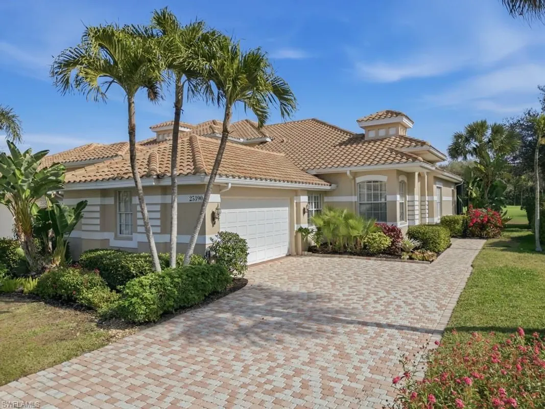 Property Slideshow image 1 of 40 | 25390 galashields cir, Bonita Springs, FL, 34134