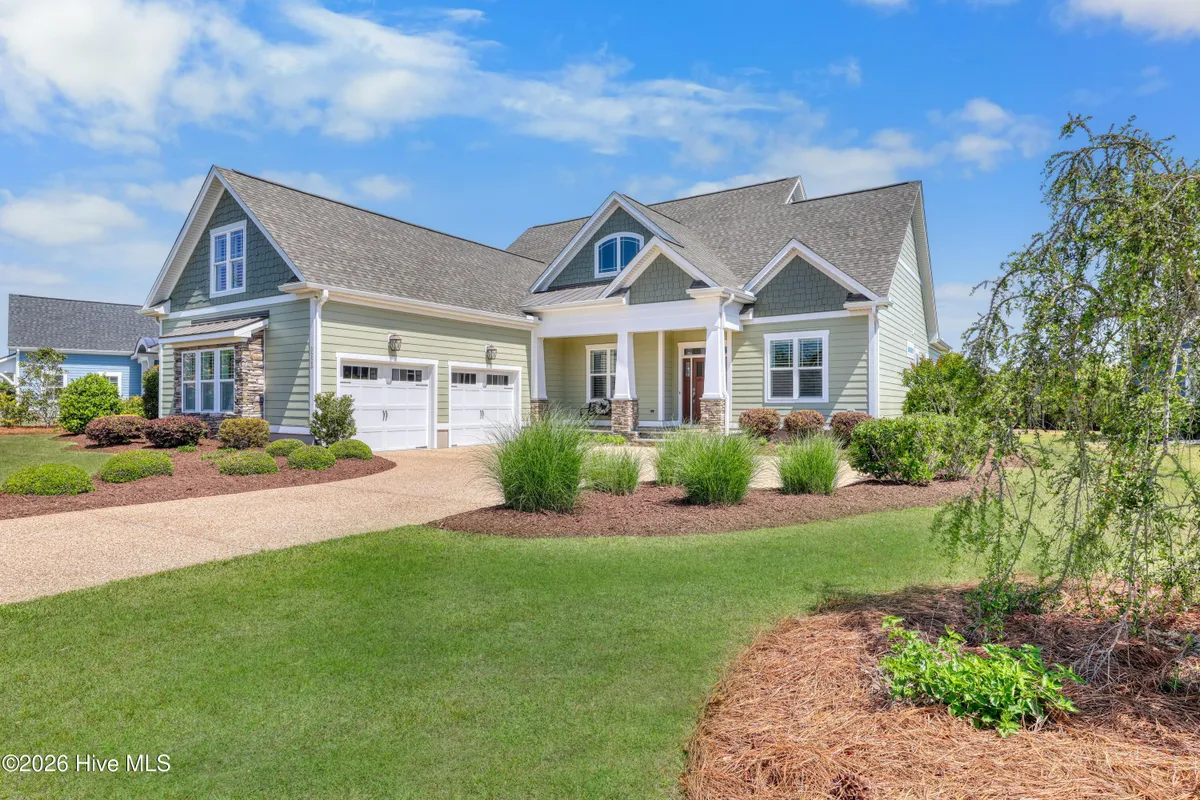 Property Slideshow image 1 of 70 | 3226 oceanic bay dr, Southport, NC, 28461