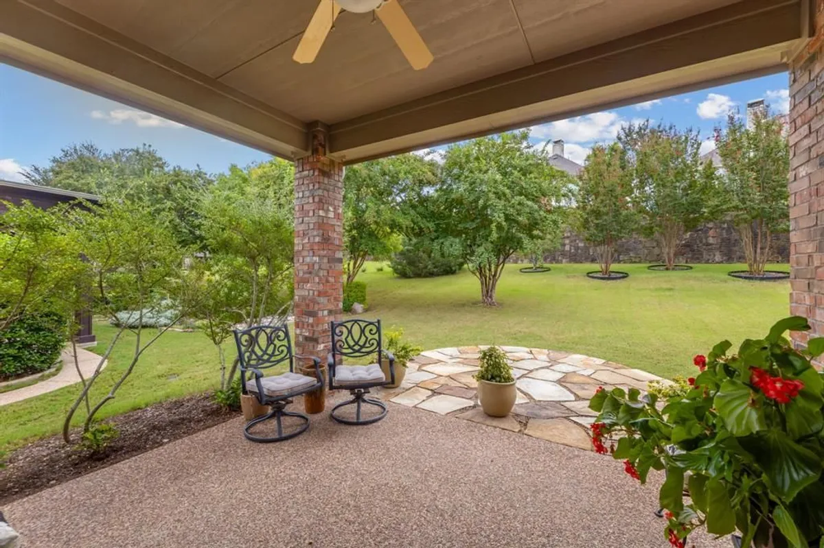 Property Slideshow image 1 of 38 | 749 barton springs dr, Fairview, TX, 75069