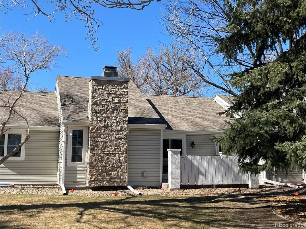 Property Slideshow image 1 of 42 | 14287 e marina dr, Aurora, CO, 80014