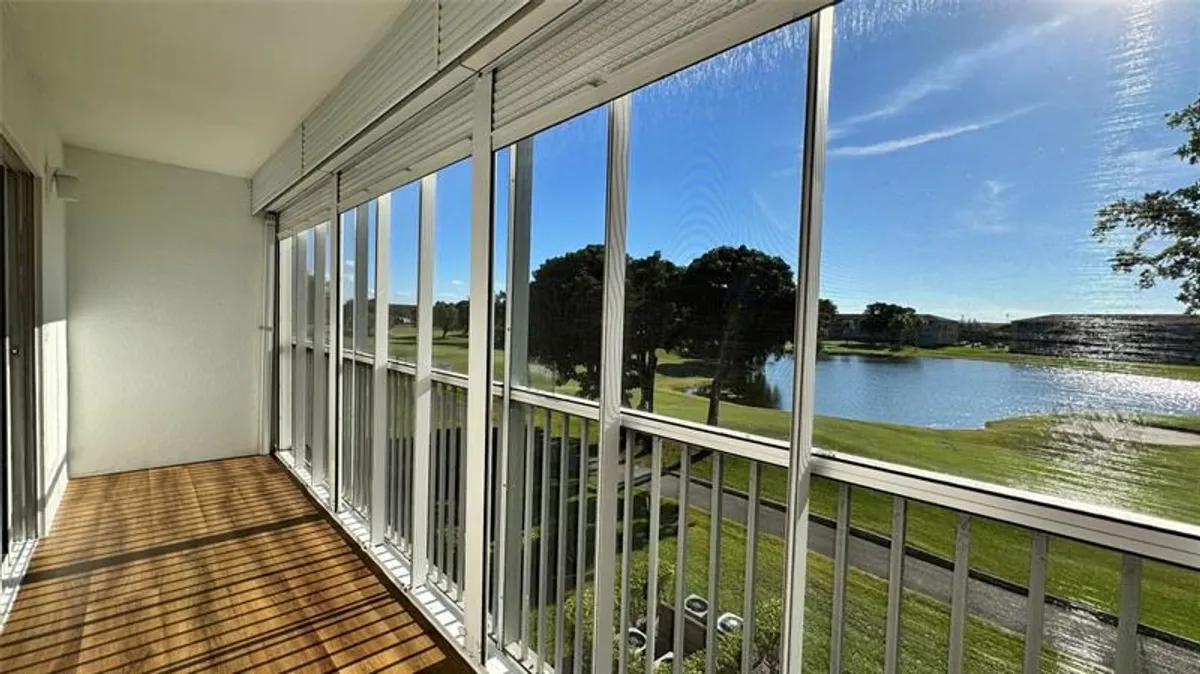 Property Slideshow image 1 of 26 | 300 sw 134th way apt 304e, Pembroke Pines, FL, 33027